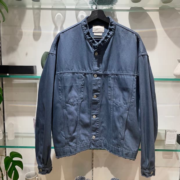 YOKE cut-off wide trucker jacket