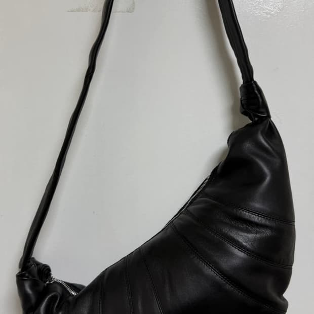 르메르 크로아상백 미디움 (나파 가죽 / 블랙)