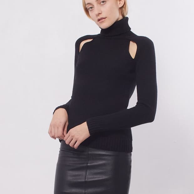 TOM FORD 톰 포드 컷 아웃 터틀넥(캐시미어)S 사이즈-해외발송