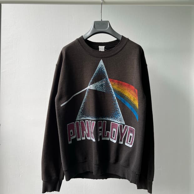 에크루 메이드원 핑크플로이드 맨투맨