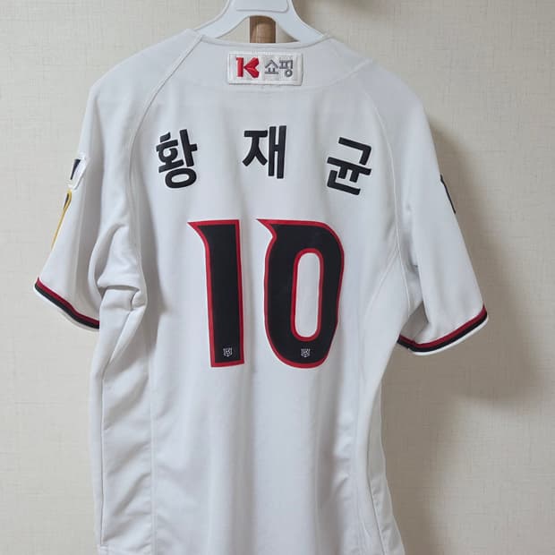 황재균kt wiz  유니폼