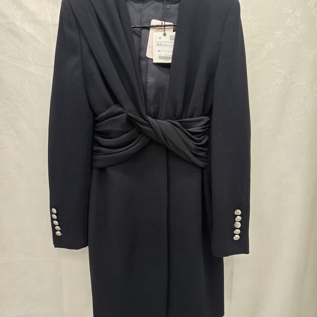 자라 블랙 랩 스타일 미니 원피스 XSZara Draped Blazer