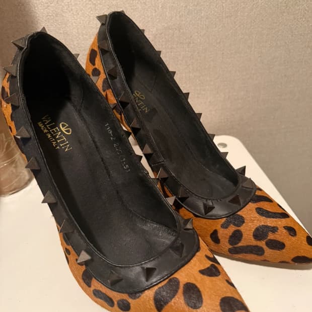 발렌티노 레오파드 스터드 힐 230