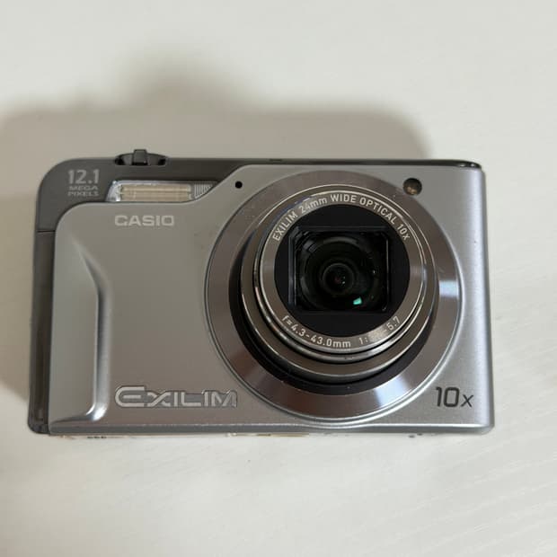 카시오 엑슬림 EX-H10 디지털 카메라