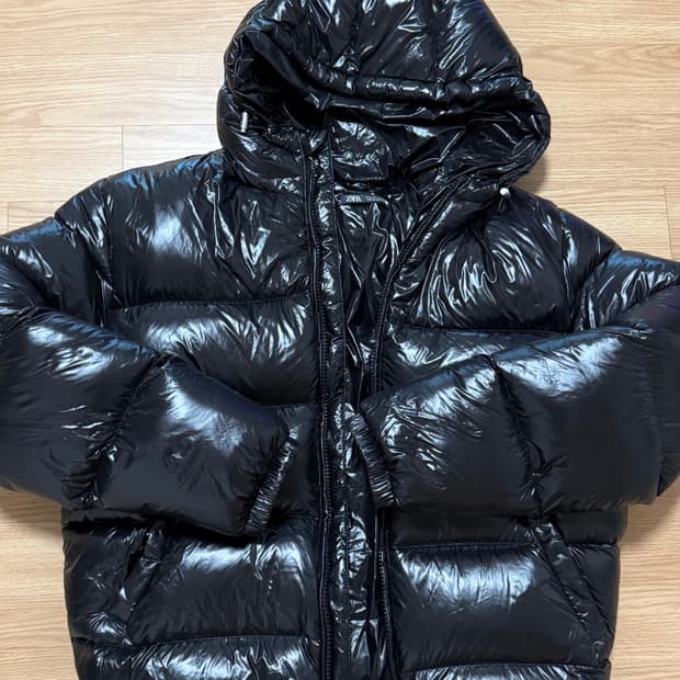 자라 푸퍼 다운 유광패딩 L