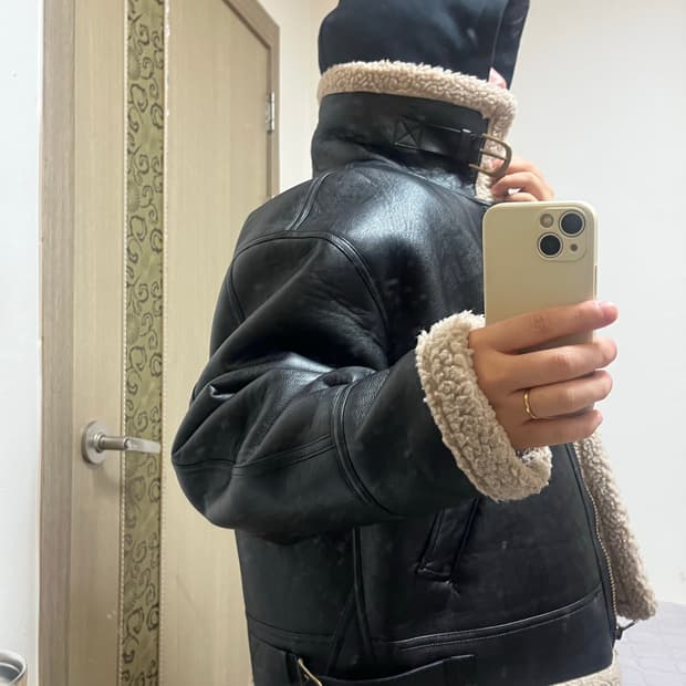 야마있는 무스탕