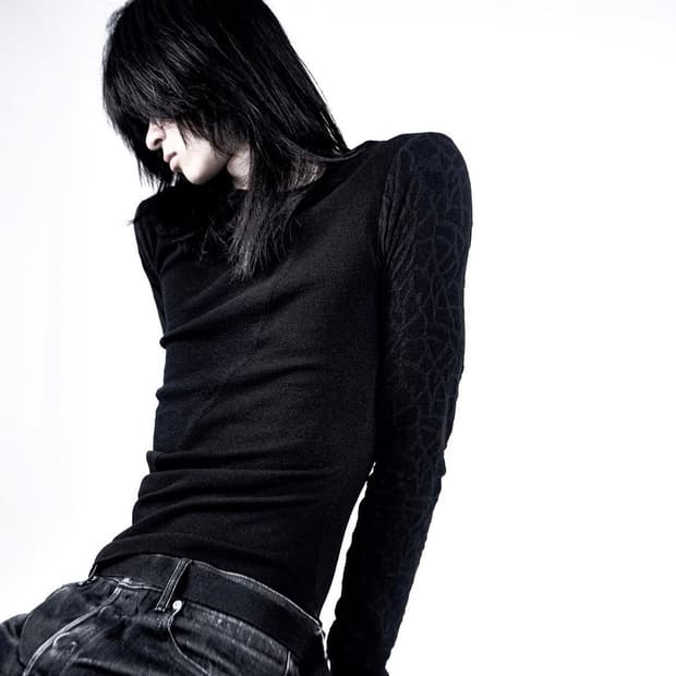 블랙스미스 커브드 바디 롱슬리브