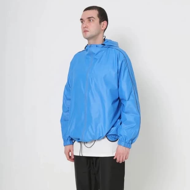 플라스틱 프로덕트 파이핑 후드 자켓 (M)