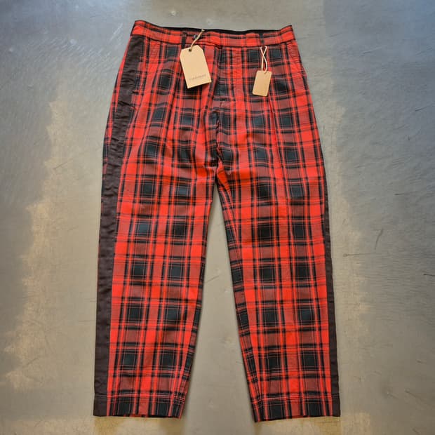 이스트로그 타탄체크 팬츠