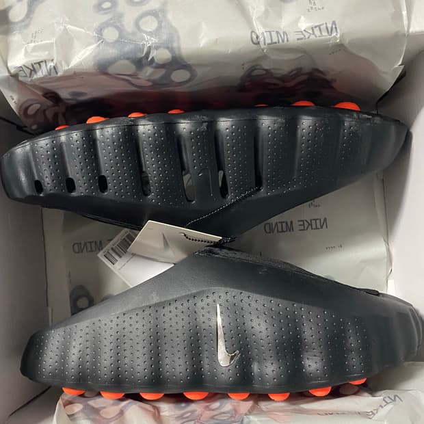 나이키 마인드 001 블랙 크롬 275mm