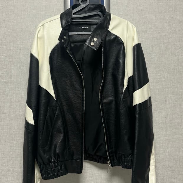 이지노이지 레더 자켓