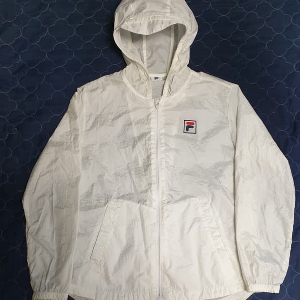 FILA 우먼 23ss 나일론 초경량 얇은 후드집업 바람막이 (M)