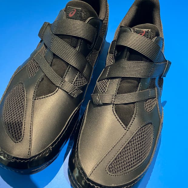 아식스 이세이미야케 275