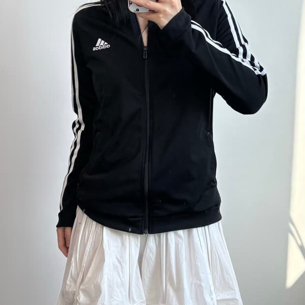 아디다스 블랙 트랙탑 져지