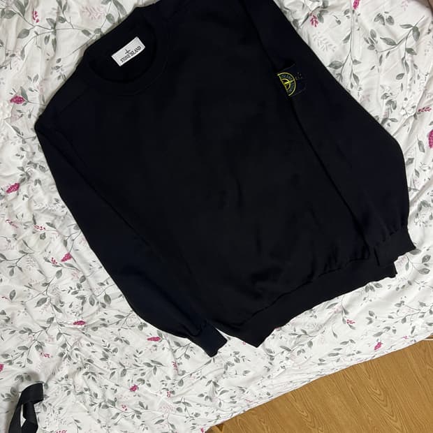 스톤아일랜드 블랙 니트 xl