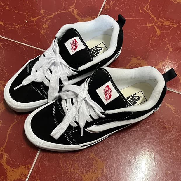 반스 뉴스쿨 [285]