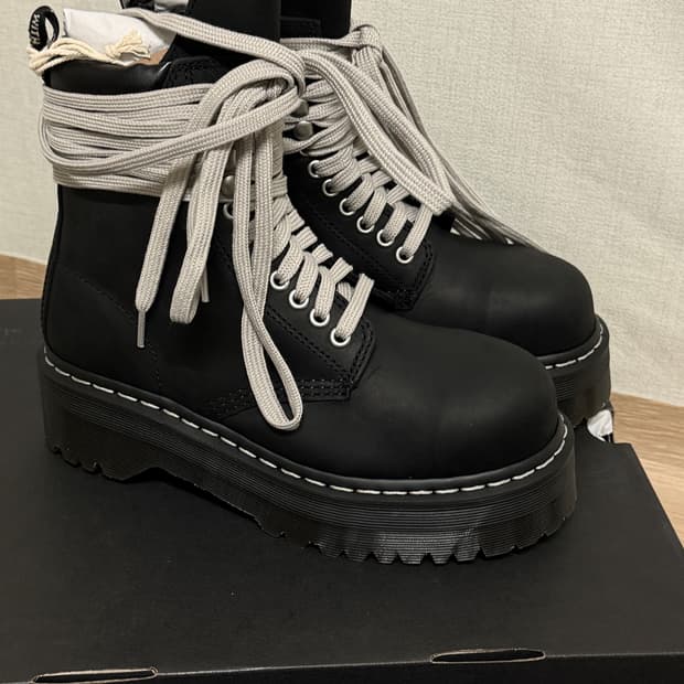 릭오웬스 닥터마틴 스틸토 부츠 230 (새상품)