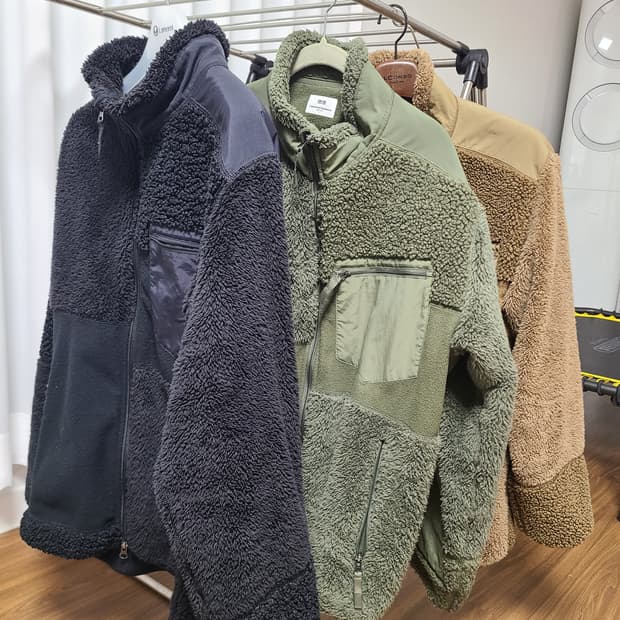 유니x엔가 후리스 블랙