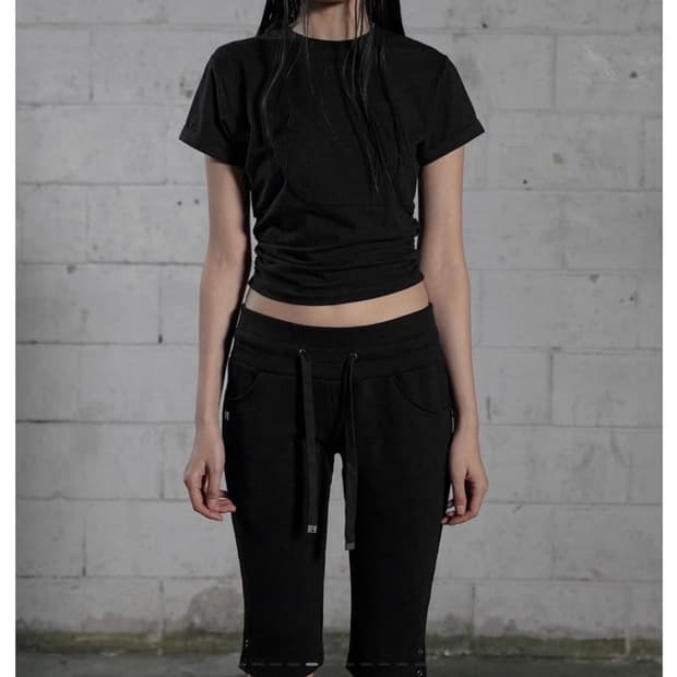 보헴서 back hooked shirring T black 1사이즈