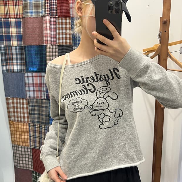 히스테릭글래머 버니 그레이 크롭 맨투맨