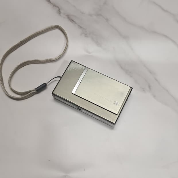 레어템! 슬라이딩 후지필름 FinePix Z100fd