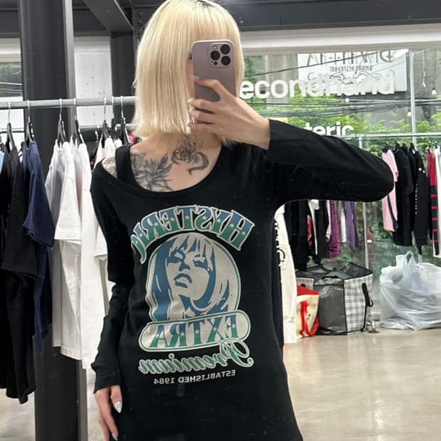 히스테릭 글래머 히스걸 스타 프린팅 롱슬리브 긴팔티