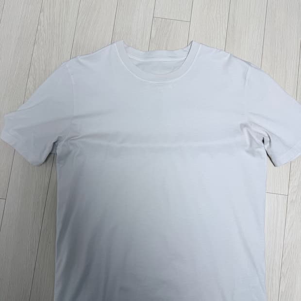 메종 마르지엘라 반팔티