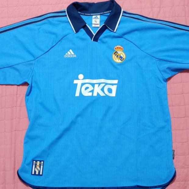 노마킹 레알마드리드 99-00 써드 유니폼
