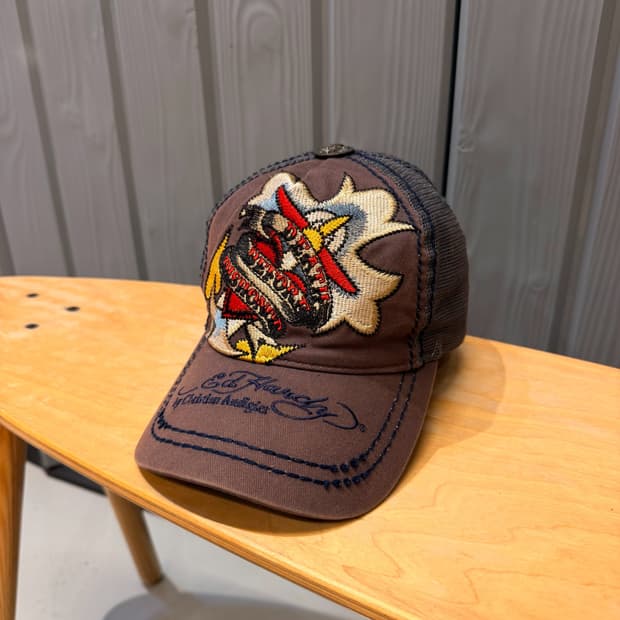 Ed Hardy 에드하디 크리스찬 오디저 메쉬 볼캡 데님