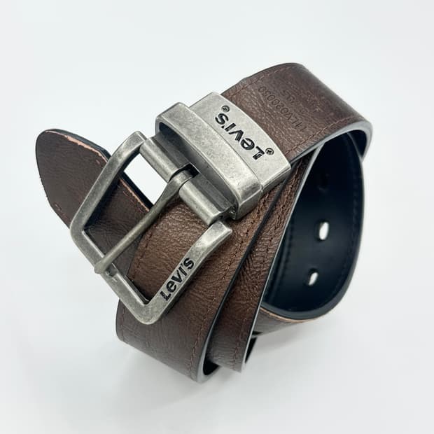 Levi’s vintage brown leather belt