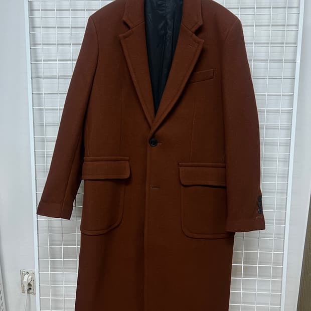 아미 울 싱글코트