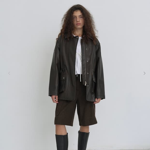 버뮬라 패치 오버핏 레더 자켓