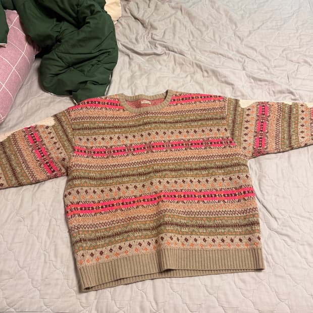 캬피탈 페어아일 니트