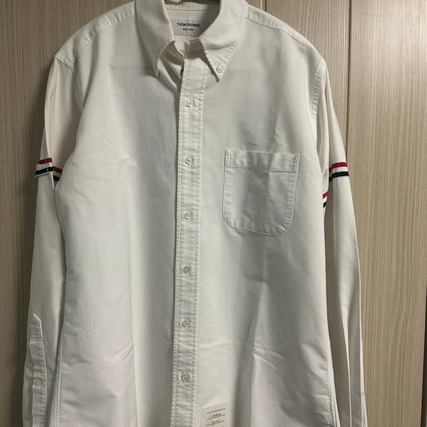 톰브라운 암밴드 옥스퍼드 셔츠 (3)