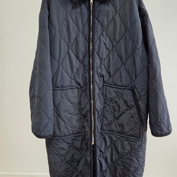 스튜디오 톰보이 퀼팅 롱코트 Free사이즈