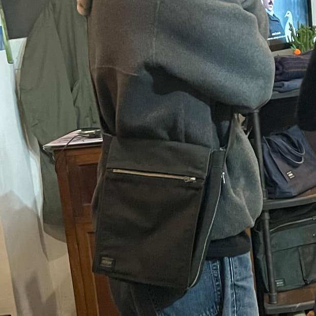 요시다 포터 크로스백