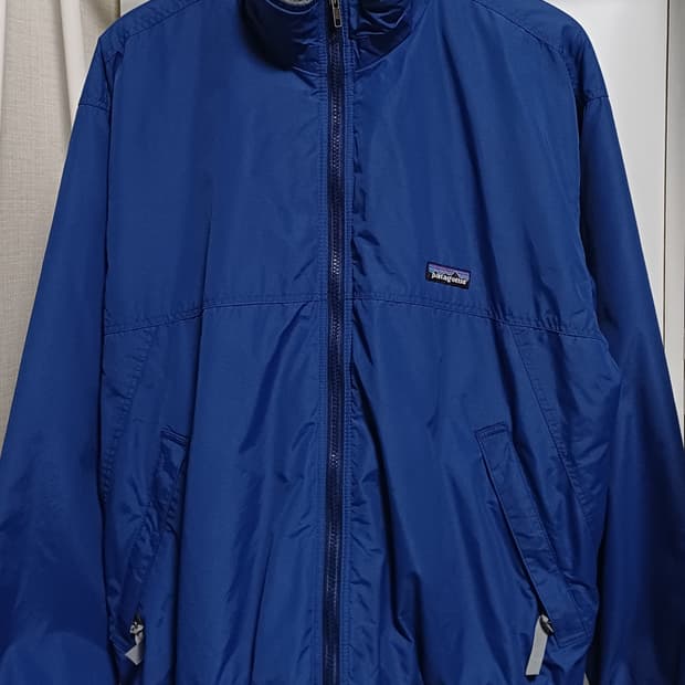 🇺🇸 [M] 파타고니아 쉘드 신칠라 봄버 자켓 - 블루 / 네온