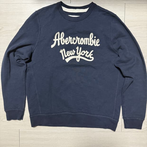 아베크롬비 뉴욕 스웻셔츠 
