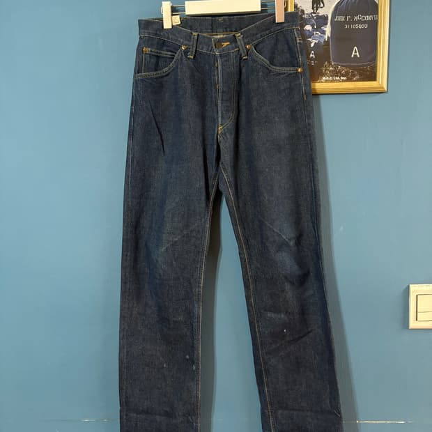 90‘s Lee riders 2000 selvage denim pant.