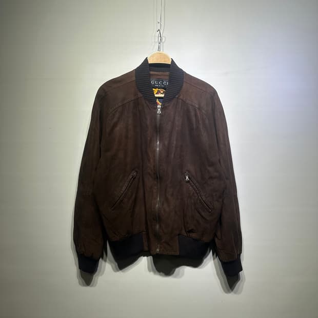 구찌 스웨이드 봄버 자켓 판매합니다