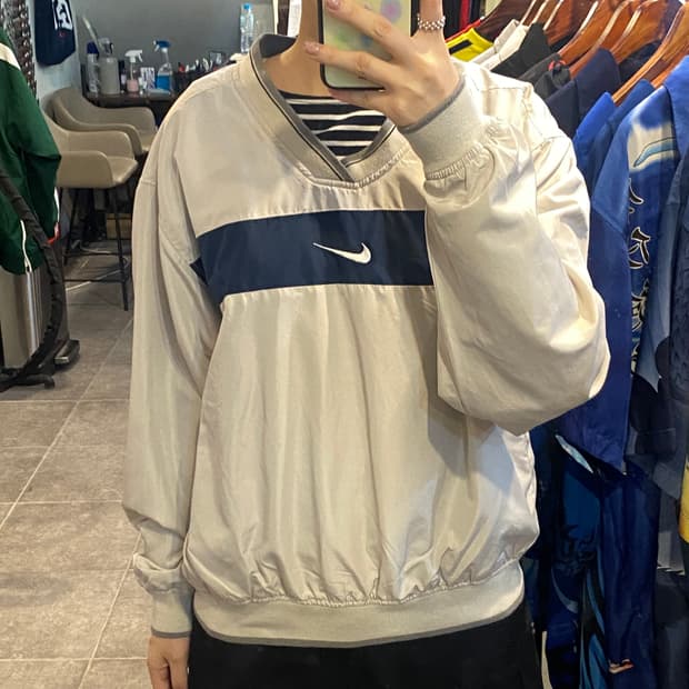 [NO.9] Nike 웜업 그레이