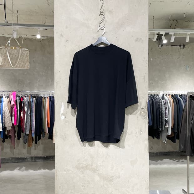 질샌더 블랙 코튼 오버 하프티