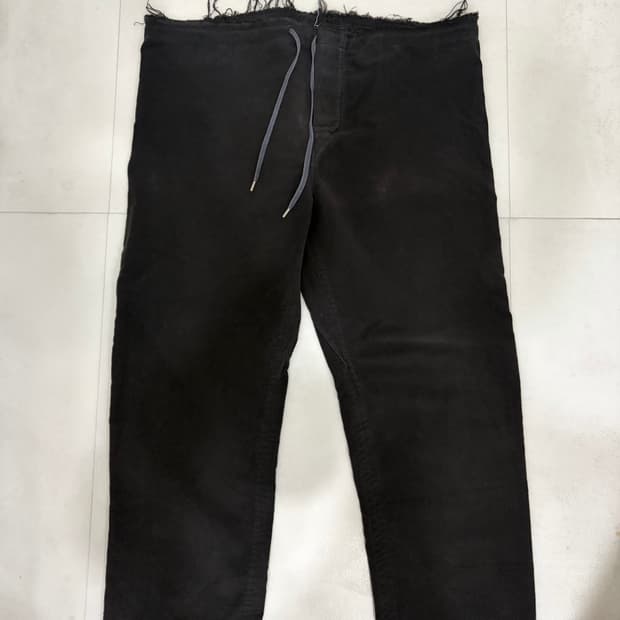 더 솔로이스트 데끼컷팅 스웻팬츠