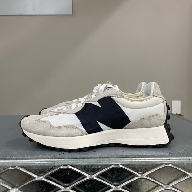 뉴발란스 327 씨솔트 블랙 270
