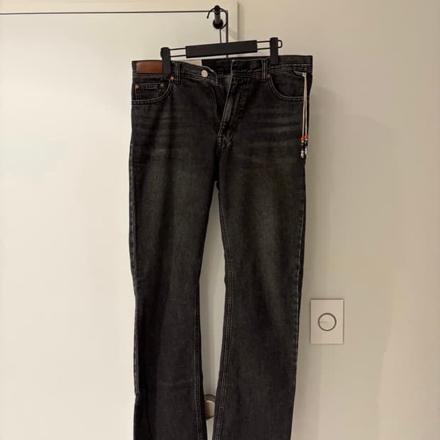 앤더슨벨 플레어 흑청 구해봅니다!