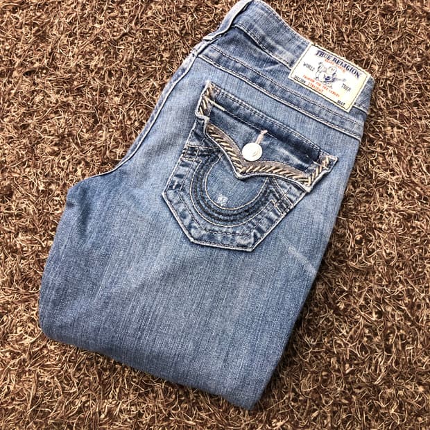 트루릴리전 스트레이트 워싱 데님 팬츠