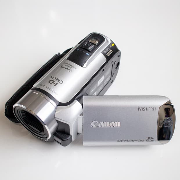 Canon Ivis HF R11 / 빈티지 디지털 캠코더