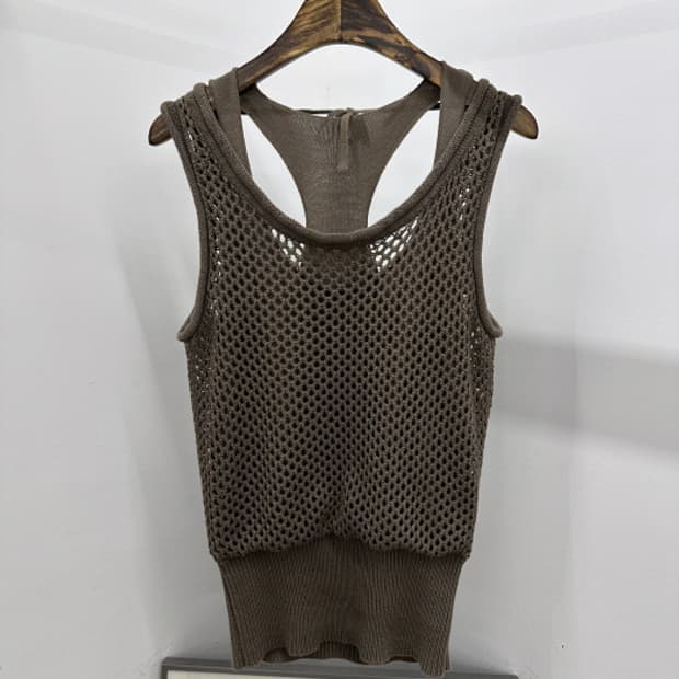 GRACE CONTINENTAL 네트 짜임 니트 베스트 (S~M)
