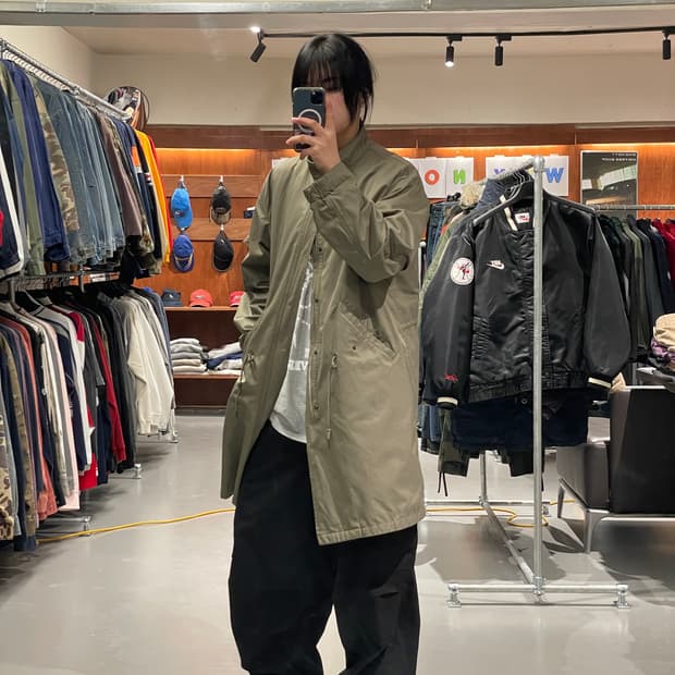 에잇세컨즈 피쉬테일 야상 자켓