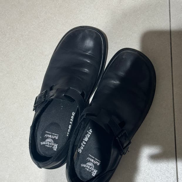 닥터마틴 패트리샤 uk8 eu42